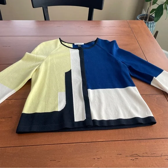 Vintage St John Sport Colorblock Sweater/Jacket Size M - Picture 4 of 9